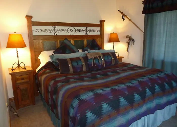 Inn Adobe Village 4*