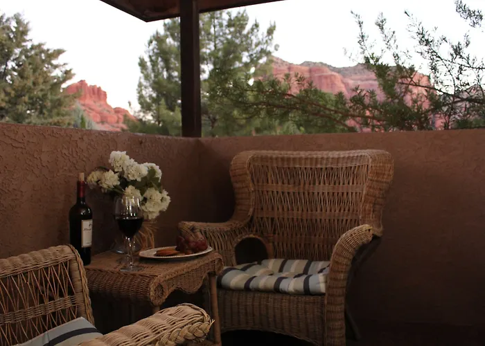 Adobe Village Inn 4*