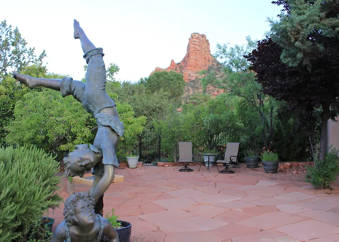 Inn Adobe Village 4*