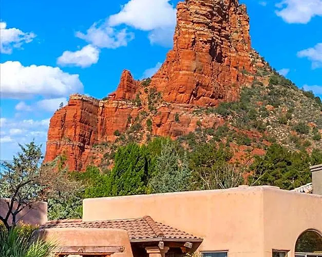 Adobe Village 4*